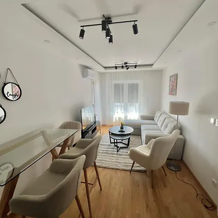 Star Lux * 비옐리나