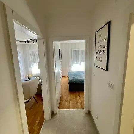 Star Lux 아파트 *